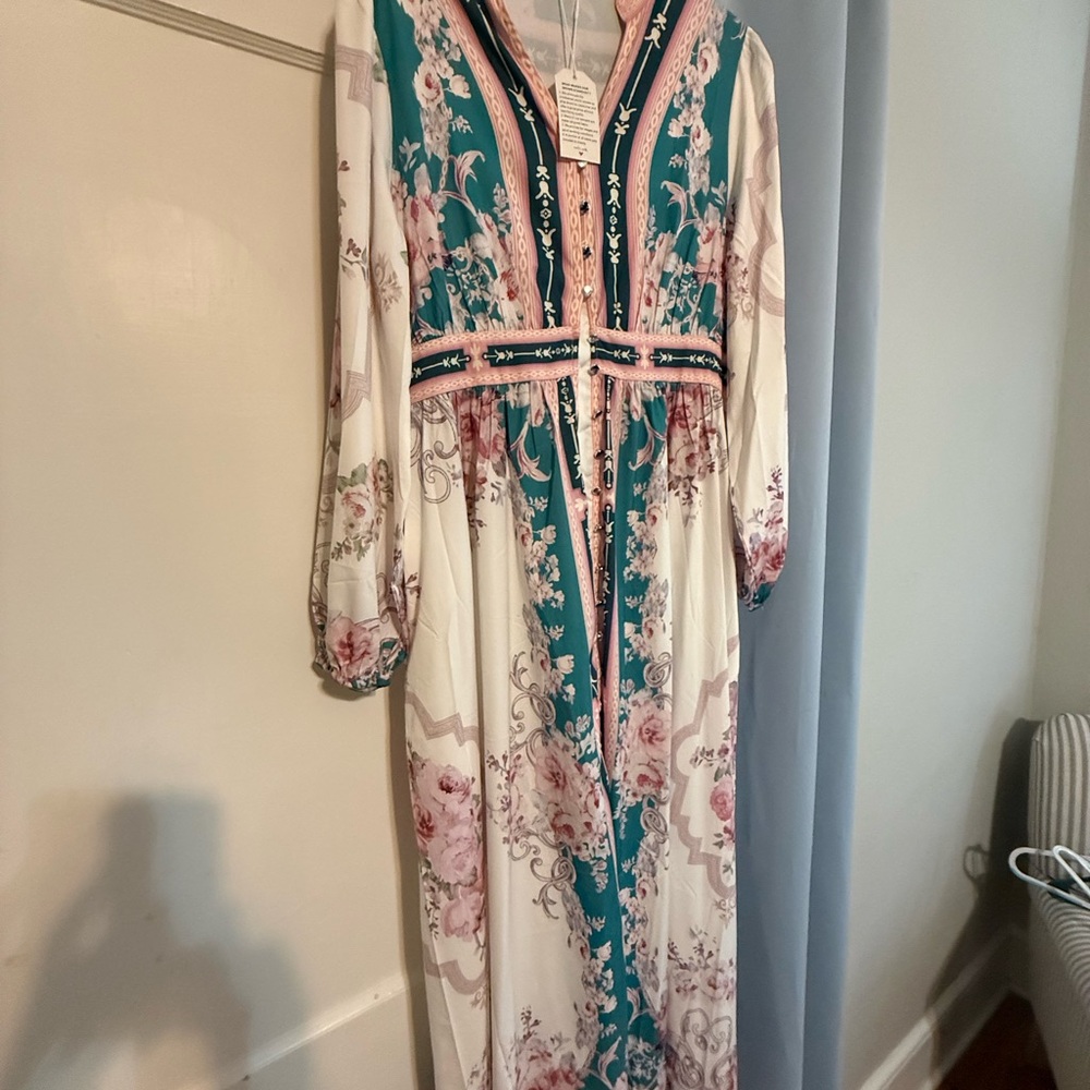 Elegant Floral Maxi Dress in Teal and Pink